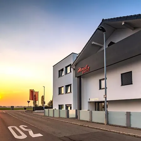 Hotel Am Stadtrand 3*