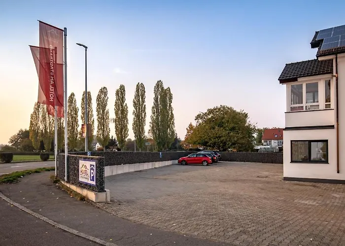 Hotel Am Stadtrand 3*